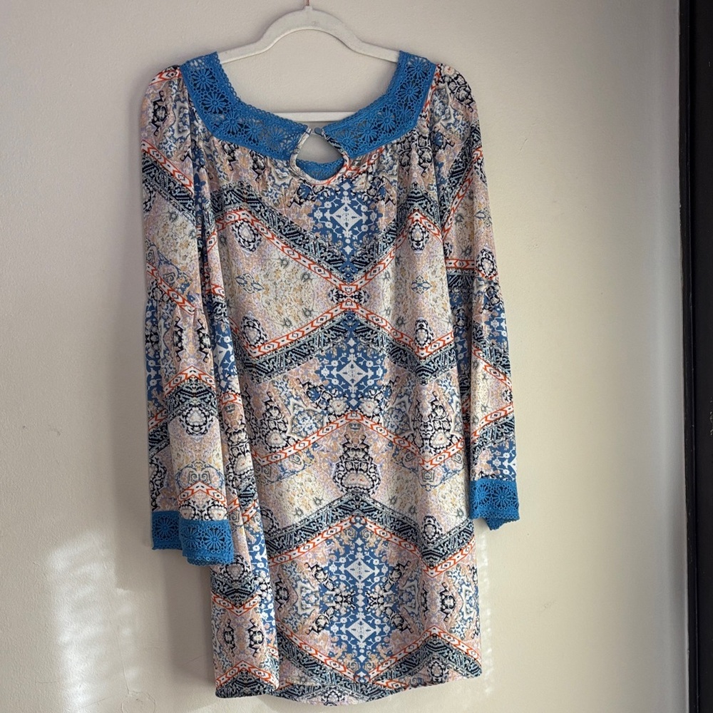 Xhilaration Blue and Orange Crochet Dress - Picture 4 of 4